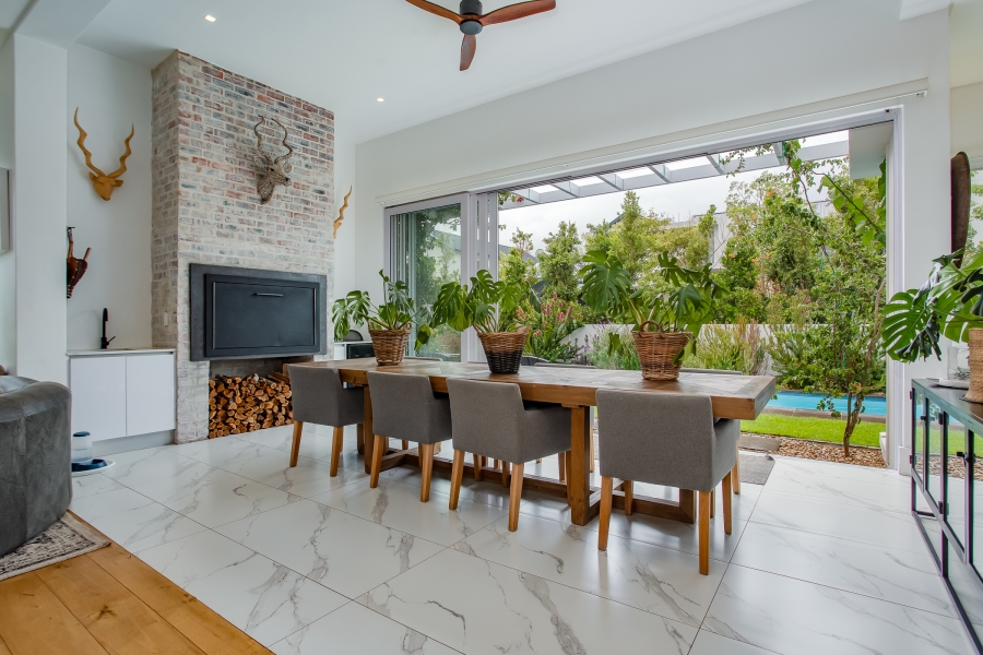 4 Bedroom Property for Sale in Val De Vie Estate Western Cape